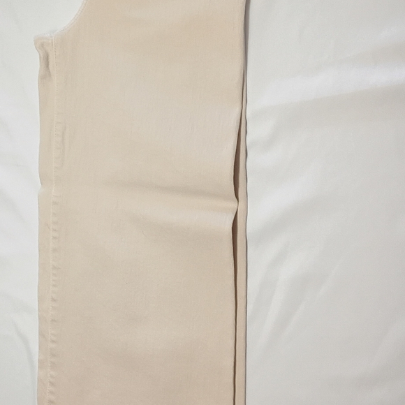 Universal Thread Cream Women Jeans - Picture 2 of 7
